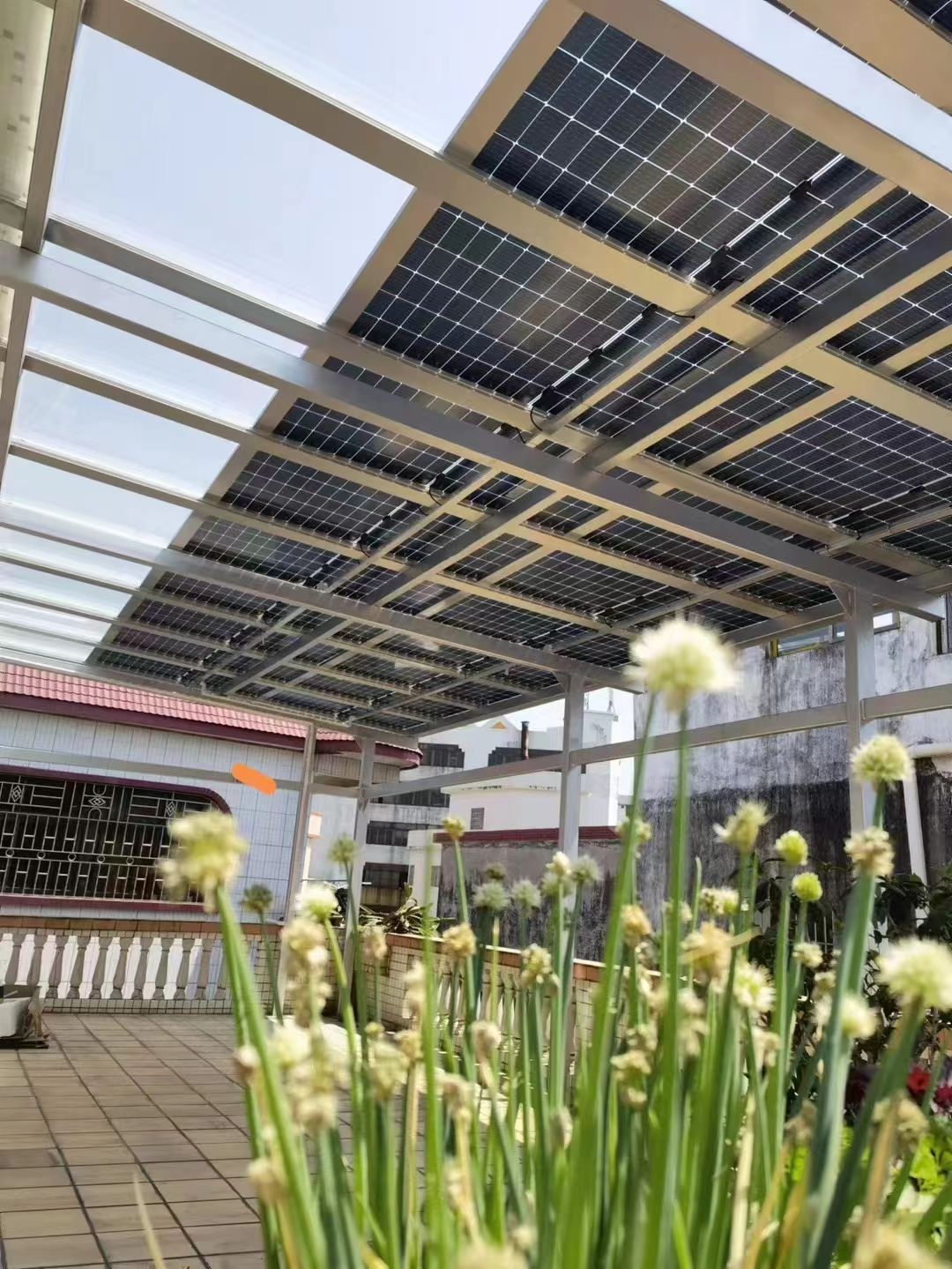 乐平别墅家用屋顶太阳能发电系统安装
